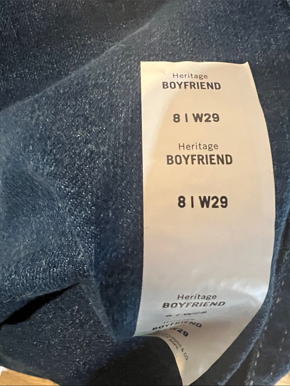 Size 8  Signature Levi Strauss Boyfriend jeans  NWT - Picture 8 of 8